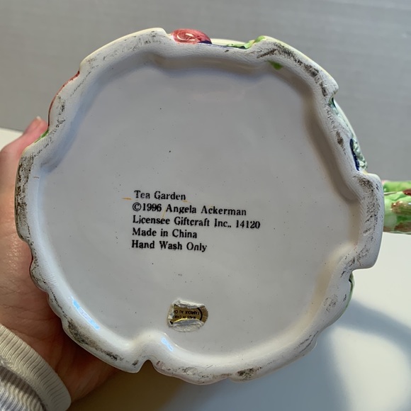 Angela Akerman Tea Garden Teapot - Picture 4 of 4
